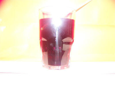 photo of a glass of cola